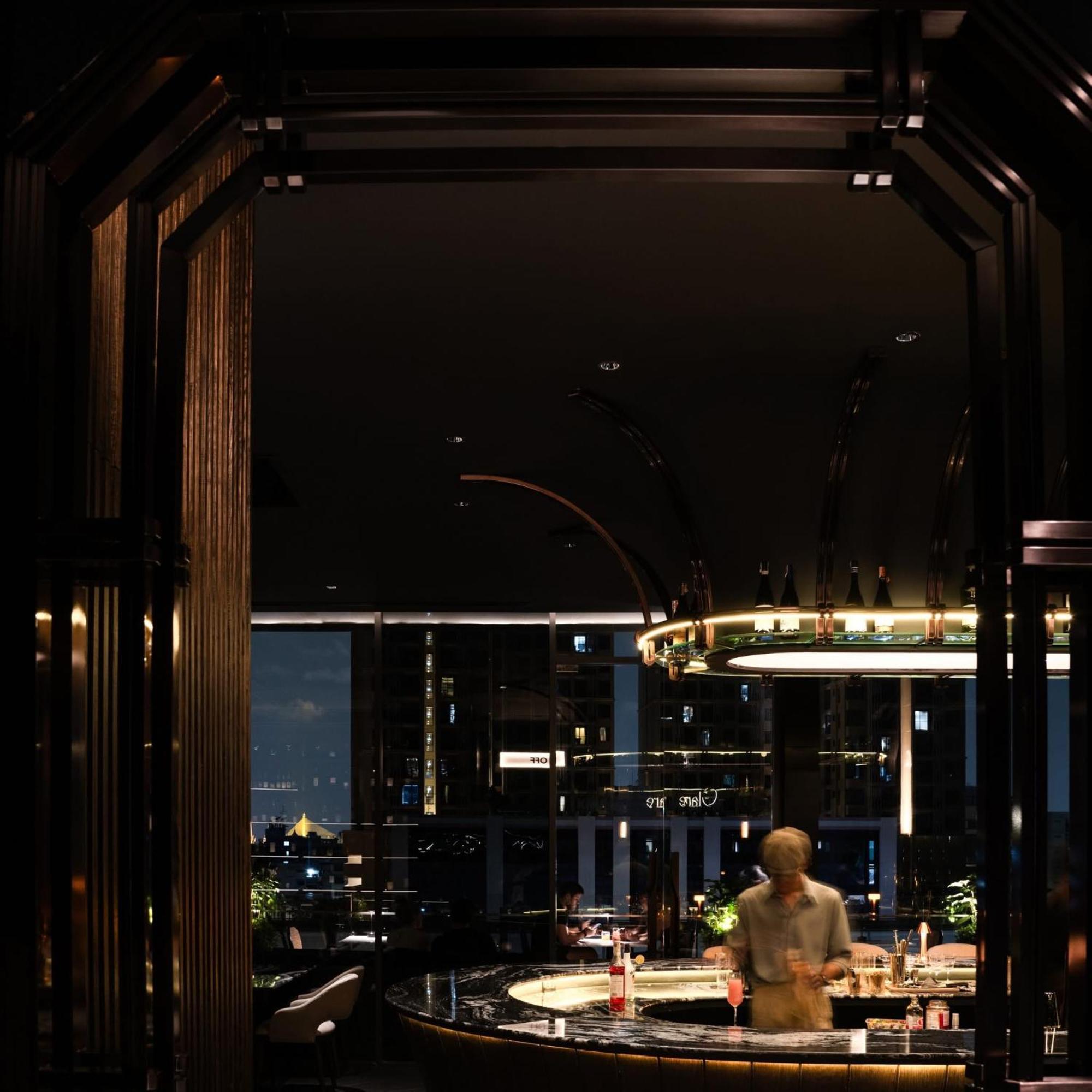 Cascade Hotel Bangkok Exterior photo